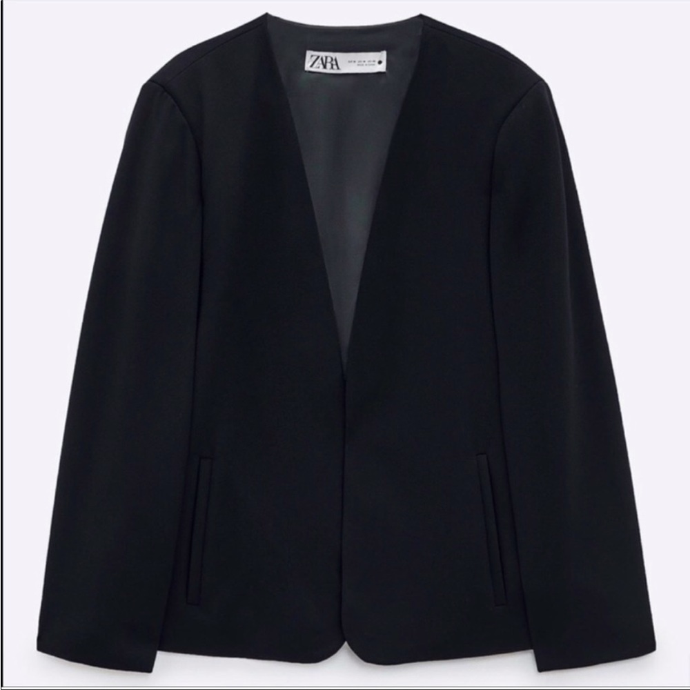 NWT BLACK ZARA CAPE/SLEEVELESS BLAZER (size M)